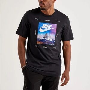 Nike Black Mountain Peak Graphic Tee Shirt size large